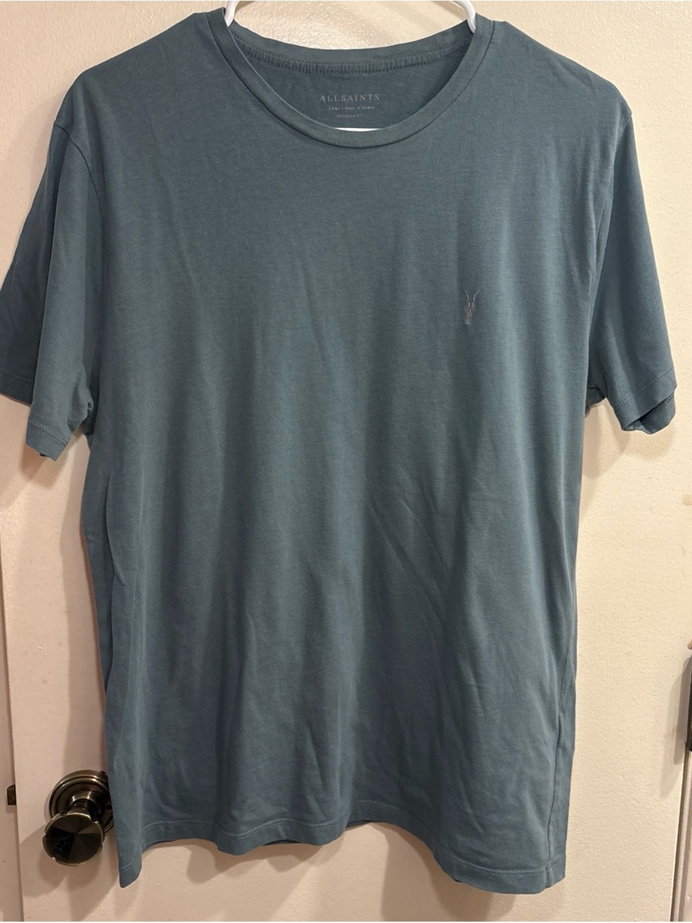 AllSaints Brace Tonic Crew Neck Ramskull Mens T-Shirt in Grey Blue Size Large